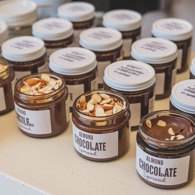 Chocolate Almond Spread - 550g - Image 4